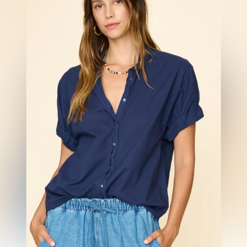 Navy xirena shirt